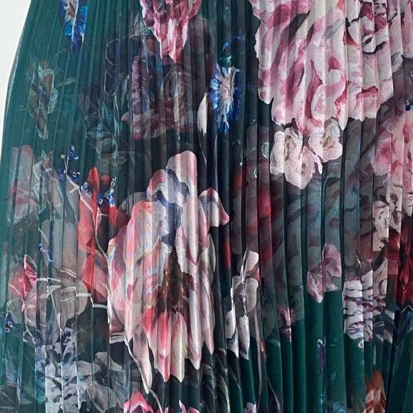 Marchesa Notte Floor Length Dress. Size 4. Original price $1100. Worn once - Picture 4 of 7